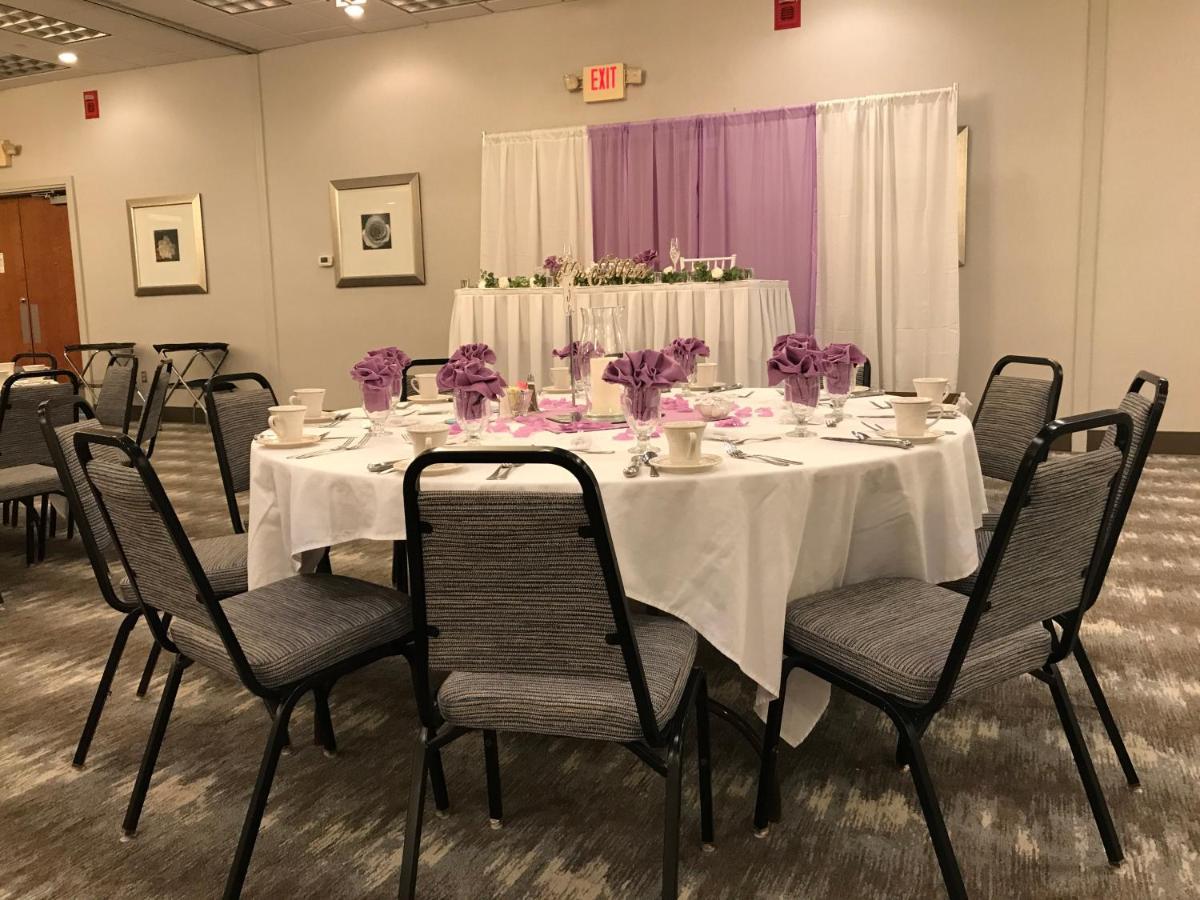 Holiday Inn Martinsburg By Ihg Eksteriør bilde