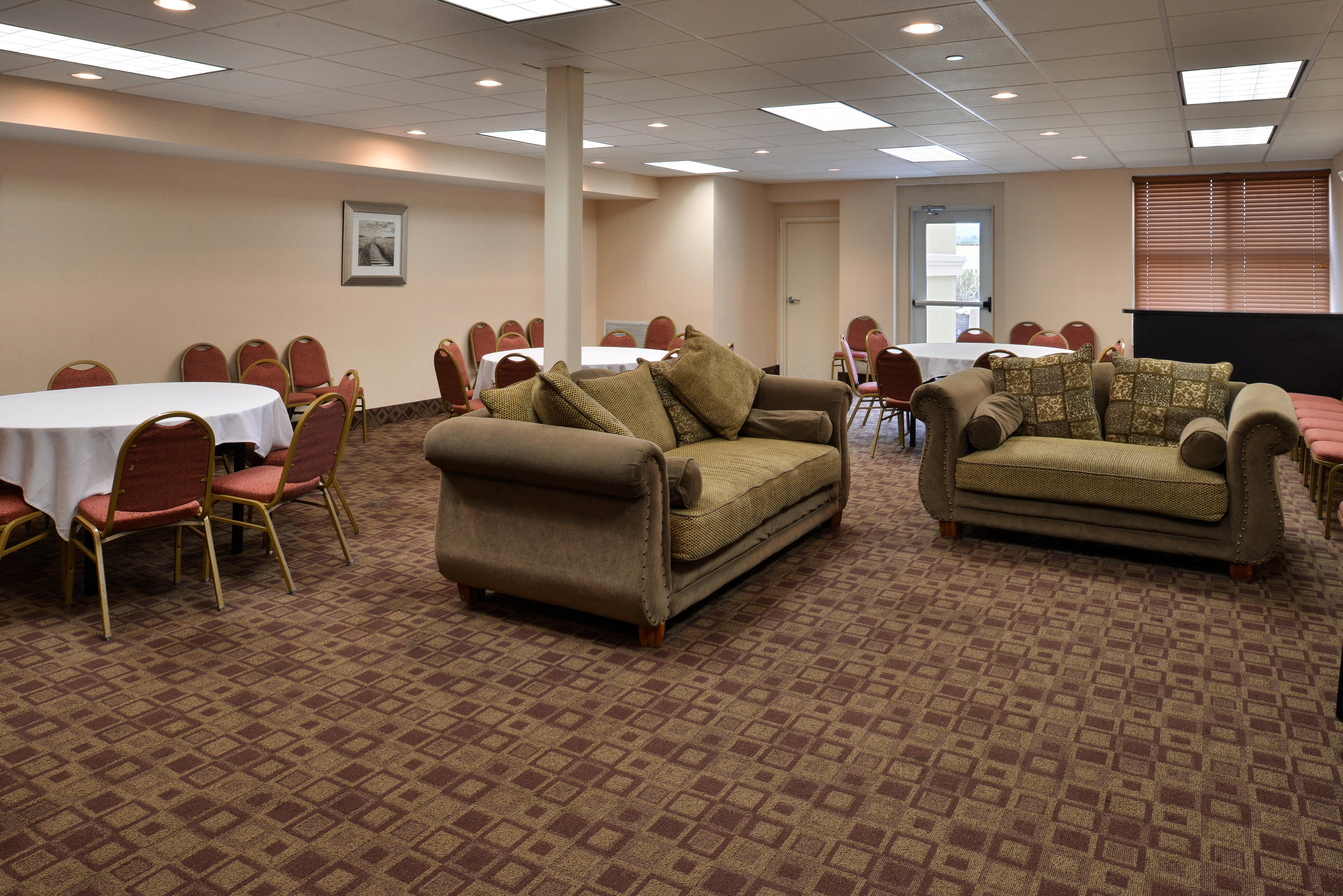 Holiday Inn Martinsburg By Ihg Eksteriør bilde