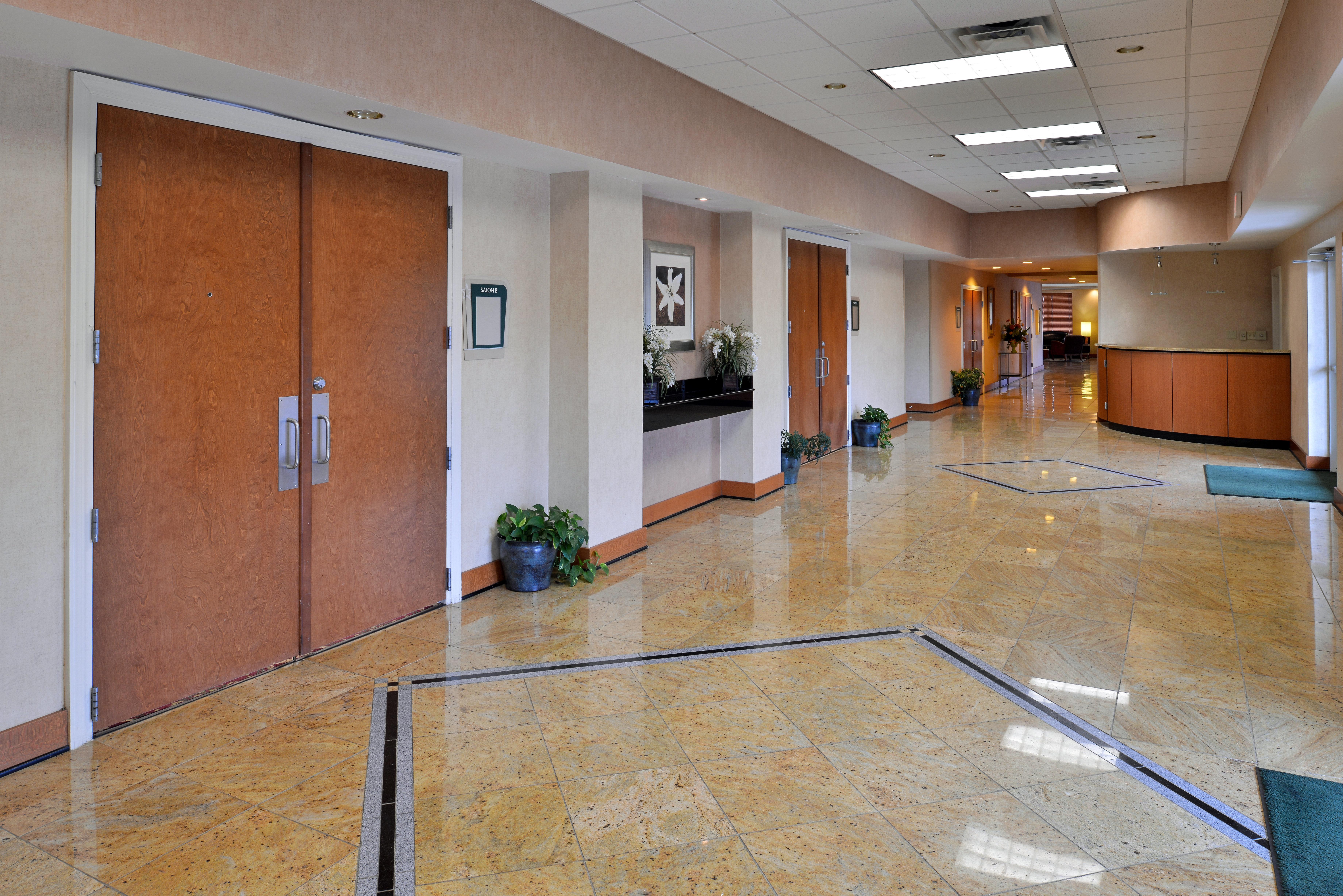 Holiday Inn Martinsburg By Ihg Eksteriør bilde
