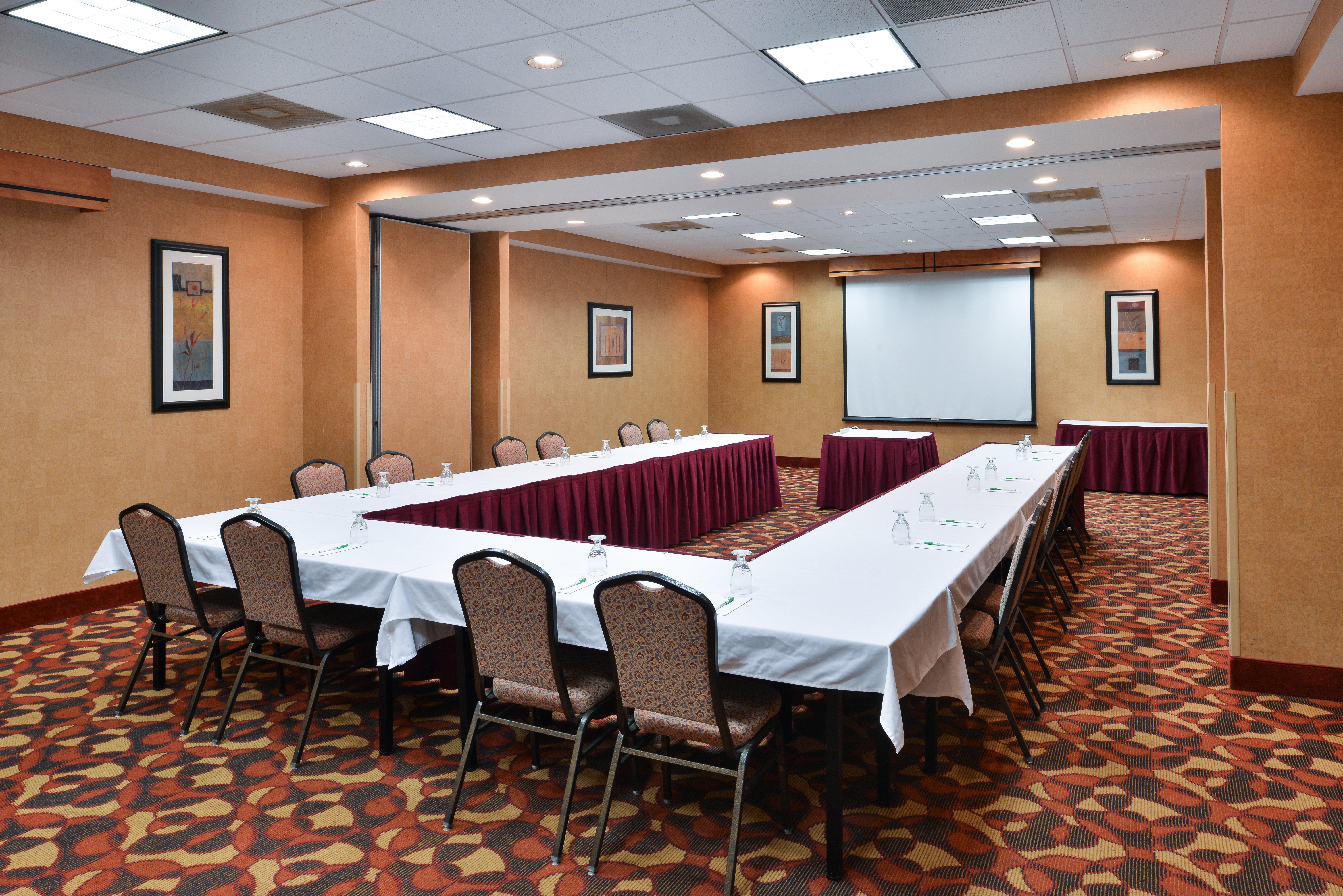 Holiday Inn Martinsburg By Ihg Eksteriør bilde